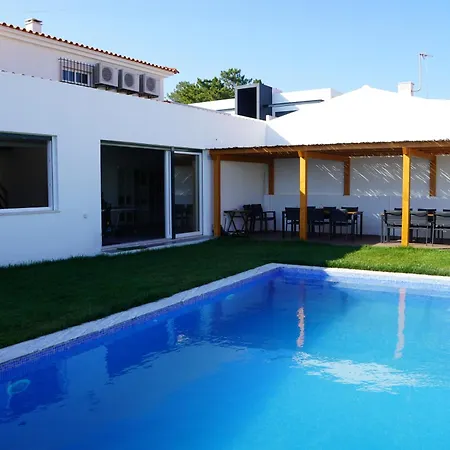 Casa Do Mural - Sesimbra, Lagoa De Albufeira E Aldeia Do Meco *