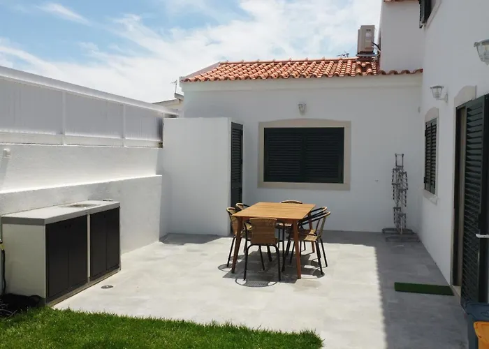 Casa Do Mural - Heated Pool, Games & Beaches! וילה
