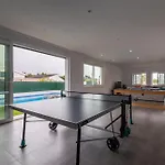 Casa Do Mural - Heated Pool, Games & Beaches! *