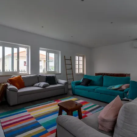 Casa Do Mural - Heated Pool, Games & Beaches! Sesimbra
