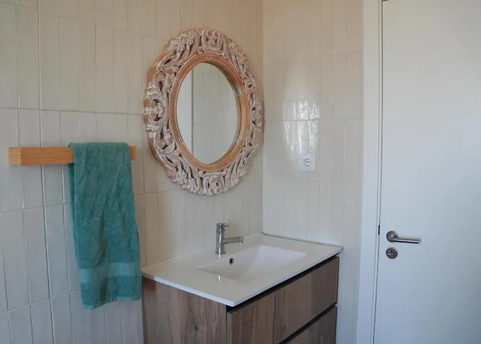 빌라 Casa Do Mural - Sesimbra, Lagoa De Albufeira E Aldeia Do Meco *