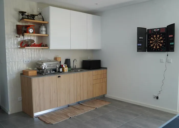 Casa Do Mural - Sesimbra, Lagoa De Albufeira E Aldeia Do Meco 세심브라