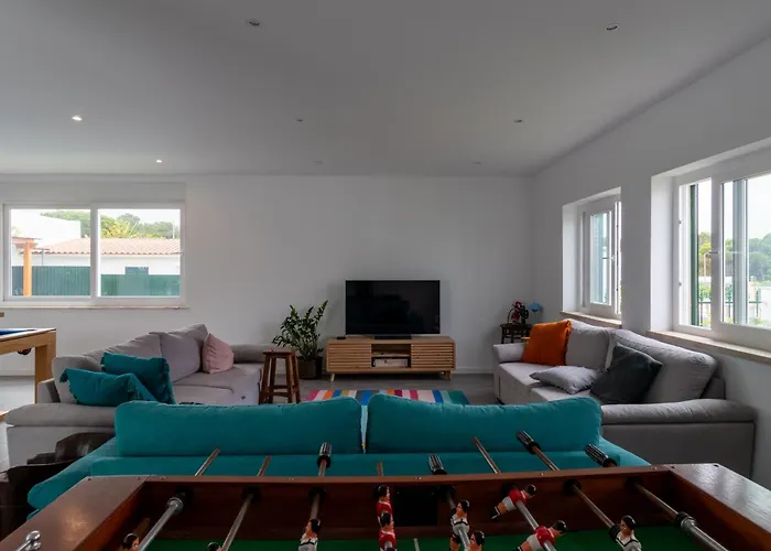 Casa Do Mural - Sesimbra, Lagoa De Albufeira E Aldeia Do Meco * سيسيمبرا