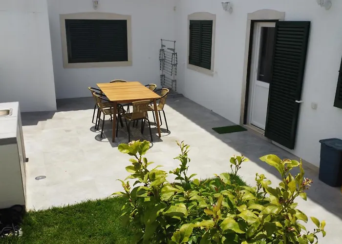 Casa Do Mural - Sesimbra, Lagoa De Albufeira E Aldeia Do Meco 세심브라